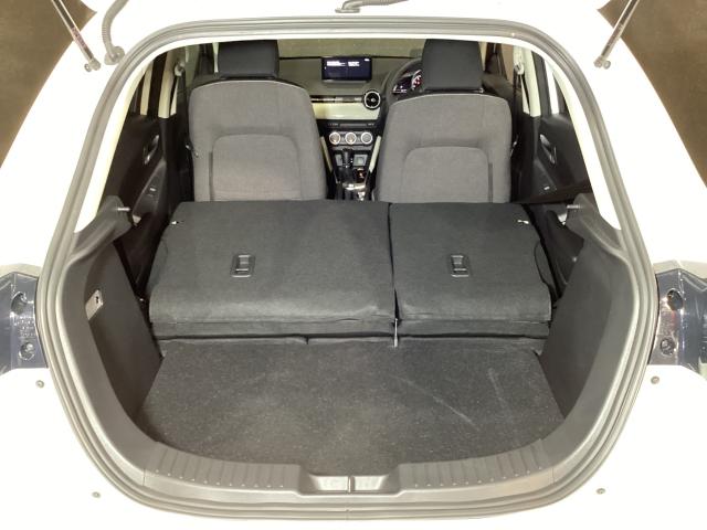 ＭＡＺＤＡ２ １．５　１５ＢＤ　ｉ　セレクション　４ＷＤ　３６０度ビューモニター　ＥＴＣ　オートライト　ＬＥＤ　シートヒーター（12枚目）