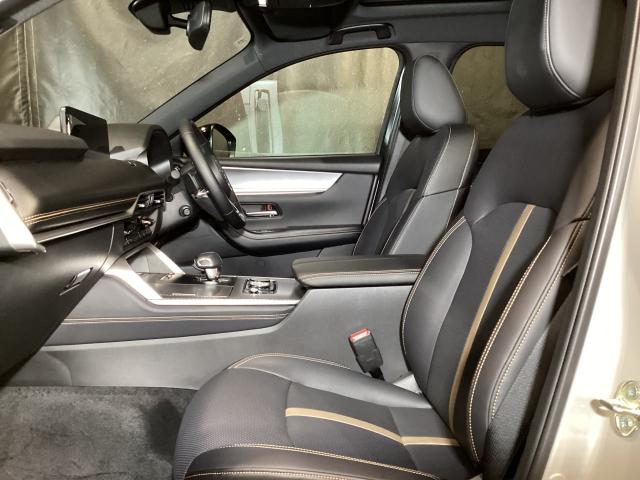 �L�����ׂ����e�͐��ɕx�񂾐U���z���E���^���̗̍p�ɂ��A�̂��ݍ���ł����悤�ȐS�n�悢�t�B�b�g���������I