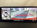 狭い場所での駐車やすれ違いなどでより的確な運転操作に役立つ360°ビューモニターが装備されています。