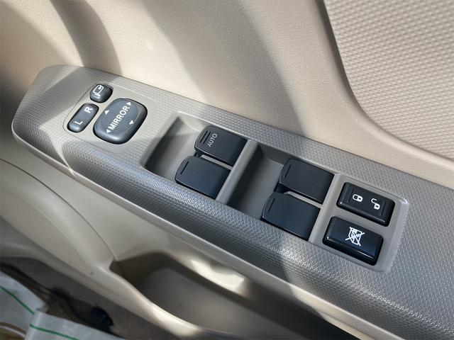ステラ L ETC キーレスエントリー 電動格納ミラー ベンチシート CVT 盗難防止システム CD アルミホイール 衝突安全ボディ エアコン パワーステアリング パワーウィンドウ(43枚目)