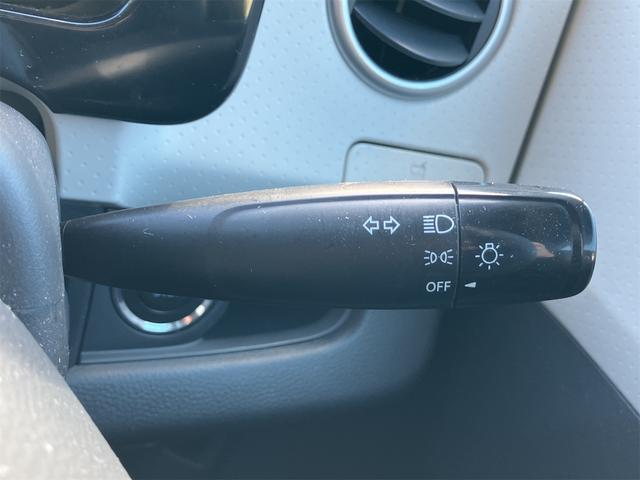 ＭＲワゴン Ｘ　スマートキー　電動格納ミラー　ベンチシート　ＣＶＴ　盗難防止システム　ＡＢＳ　ＣＤ　アルミホイール　衝突安全ボディ　エアコン　パワーステアリング　パワーウィンドウ（8枚目）