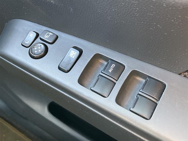 ＭＲワゴン Ｘ　スマートキー　電動格納ミラー　ベンチシート　ＣＶＴ　盗難防止システム　ＡＢＳ　ＣＤ　アルミホイール　衝突安全ボディ　エアコン　パワーステアリング　パワーウィンドウ（46枚目）