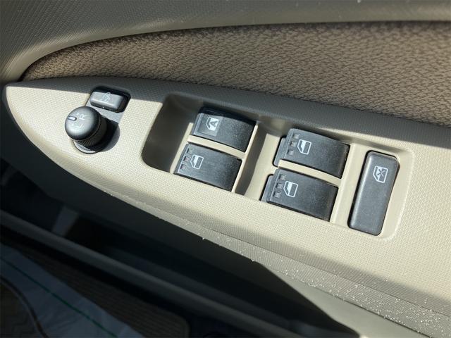 ムーヴ X ナビ TV スマートキー アイドリングストップ 電動格納ミラー ベンチシート CVT 盗難防止システム ABS CD ミュージックプレイヤー接続可 衝突安全ボディ エアコン(11枚目)