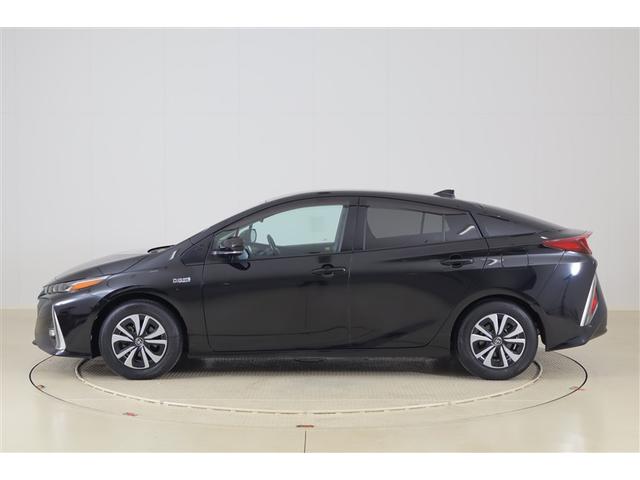 プリウスＰＨＶ Ｓナビパッケージ　フルセグ　メモリーナビ　ミュージックプレイヤー接続可　バックカメラ　衝突被害軽減システム　ＥＴＣ　ドラレコ　ＬＥＤヘッドランプ　記録簿（2枚目）