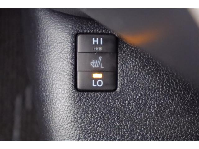 プリウスＰＨＶ Ｓナビパッケージ　フルセグ　メモリーナビ　ミュージックプレイヤー接続可　バックカメラ　衝突被害軽減システム　ＥＴＣ　ドラレコ　ＬＥＤヘッドランプ　記録簿（18枚目）