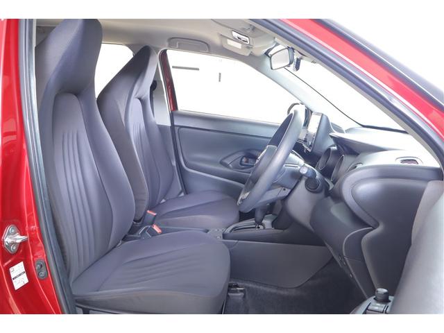 ヤリスクロス ハイブリッドＸ　ミュージックプレイヤー接続可　バックカメラ　衝突被害軽減システム　ＥＴＣ　ドラレコ　記録簿（8枚目）