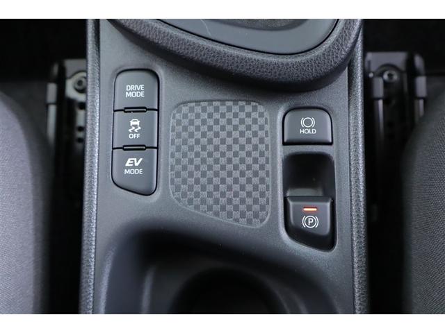 ヤリスクロス ハイブリッドＸ　ミュージックプレイヤー接続可　バックカメラ　衝突被害軽減システム　ＥＴＣ　ドラレコ　記録簿（16枚目）