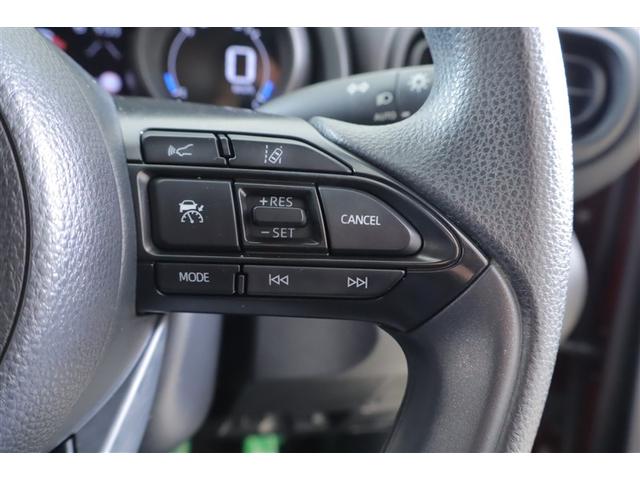 ヤリスクロス ハイブリッドＸ　ミュージックプレイヤー接続可　バックカメラ　衝突被害軽減システム　ＥＴＣ　ドラレコ　記録簿（17枚目）