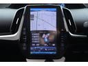 プリウスＰＨＶ Ｓナビパッケージ　フルセグ　メモリーナビ　ミュージックプレイヤー接続可　バックカメラ　衝突被害軽減システム　ＥＴＣ　ドラレコ　ＬＥＤヘッドランプ　記録簿（5枚目）