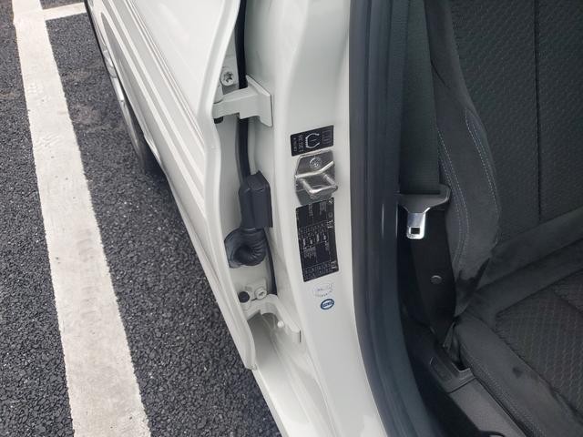 ３シリーズ ３２０ｉ　Ｍスポーツ　当社買取車両　ディーラー点検整備記録　ディーラー認定中古車保証書　取説　スペアキー　Ｍスポーツ　プッシュスタート　ＣＤ　ＤＶＤ　Ｂｌｕｅｔｏｏｔｈ（16枚目）