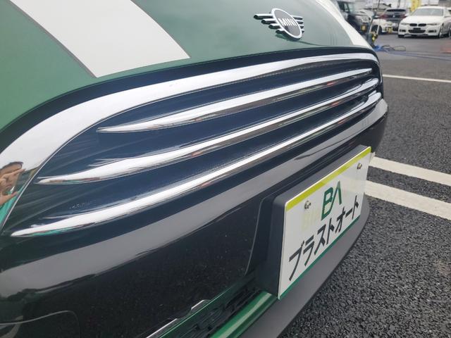 ＭＩＮＩ クーパー　雹害車両　女性ワンオーナー　ディーラー点検整備記録　純正ナビ　クリアランスソナー付きバックカメラ　インテリジェントセーフティー　シートシーター　シートカバー（16枚目）