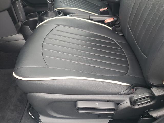 ＭＩＮＩ クーパー　雹害車両　女性ワンオーナー　ディーラー点検整備記録　純正ナビ　クリアランスソナー付きバックカメラ　インテリジェントセーフティー　シートシーター　シートカバー（43枚目）