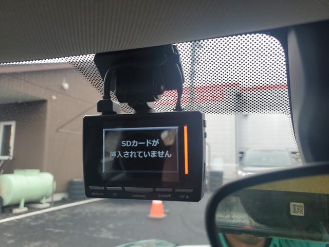 ＭＩＮＩ クーパー　雹害車両　女性ワンオーナー　ディーラー点検整備記録　純正ナビ　クリアランスソナー付きバックカメラ　インテリジェントセーフティー　シートシーター　シートカバー（51枚目）