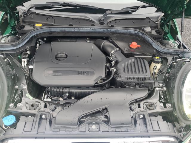 ＭＩＮＩ クーパー　雹害車両　女性ワンオーナー　ディーラー点検整備記録　純正ナビ　クリアランスソナー付きバックカメラ　インテリジェントセーフティー　シートシーター　シートカバー（53枚目）