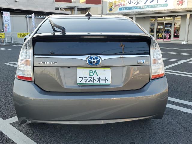 プリウス S LEDエディション 女性オーナー アルパインナビ アルパインリアモニター ETC バックカメラ 特別仕様車 17インチトヨタ純正アルミ(4枚目)
