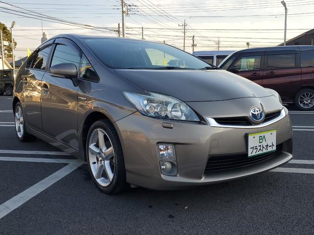 プリウス S LEDエディション 女性オーナー アルパインナビ アルパインリアモニター ETC バックカメラ 特別仕様車 17インチトヨタ純正アルミ(7枚目)