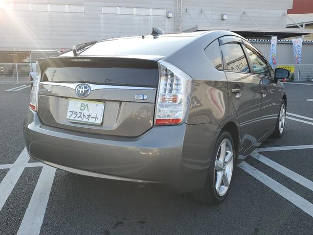 プリウス S LEDエディション 女性オーナー アルパインナビ アルパインリアモニター ETC バックカメラ 特別仕様車 17インチトヨタ純正アルミ(9枚目)