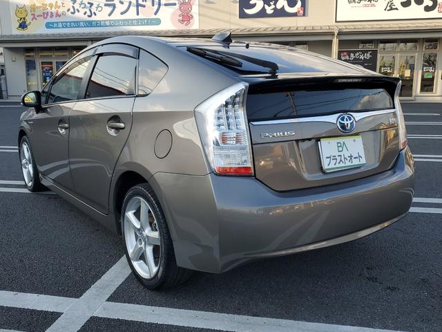 プリウス S LEDエディション 女性オーナー アルパインナビ アルパインリアモニター ETC バックカメラ 特別仕様車 17インチトヨタ純正アルミ(10枚目)