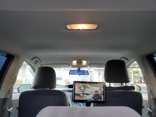 プリウス S LEDエディション 女性オーナー アルパインナビ アルパインリアモニター ETC バックカメラ 特別仕様車 17インチトヨタ純正アルミ(45枚目)