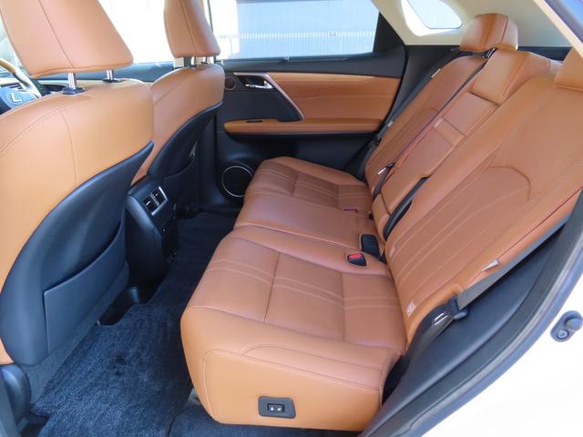 RX RX450hVerL4WD最終 1オナ 茶革PSR AHS 4WD最終モデル 1オナ 茶革パノラマSR パノラV PKSB BSM ブレードAHS ITS カラーHUD 禁煙車 TVジャンパ Dレコーダ 後席電動&ヒータ AC100W ルーフR 3眼LED(54枚目)