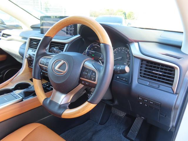 RX RX450hVerL4WD最終 1オナ 茶革PSR AHS 4WD最終モデル 1オナ 茶革パノラマSR パノラV PKSB BSM ブレードAHS ITS カラーHUD 禁煙車 TVジャンパ Dレコーダ 後席電動&ヒータ AC100W ルーフR 3眼LED(62枚目)