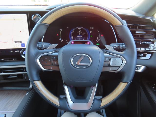 RX RX450h+ バージョンL 4WD 1オナ茶革PSR パノラV Aパーク PKSB BSM HUD AHS 輻射H Dミラー おく充電 禁煙車 Dレコーダ 後席電動&ベンチ&ヒータ AC1500W 3眼LED モデリスタエアロ(64枚目)