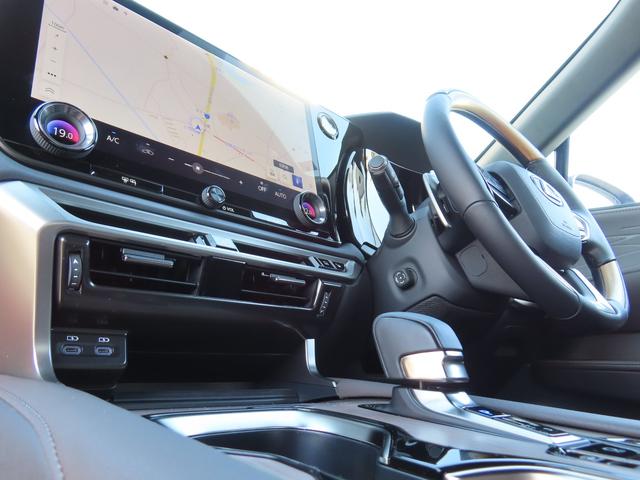 RX RX450h+ バージョンL 4WD 1オナ茶革PSR パノラV Aパーク PKSB BSM HUD AHS 輻射H Dミラー おく充電 禁煙車 Dレコーダ 後席電動&ベンチ&ヒータ AC1500W 3眼LED モデリスタエアロ(70枚目)