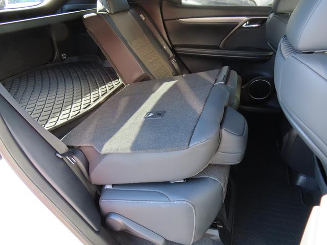 RX RX450hFスポーツ4WD最終 黒革PSRパノラV 4WD最終モデル 黒革パノラマSR パノラミックV BSM カラーHUD AHB 禁煙車 TVジャンパ Dレコーダ AC100W ルーフR PBドア 3眼LED F専用20AW(54枚目)