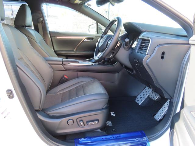 RX RX450hFスポーツ4WD最終 黒革PSRパノラV 4WD最終モデル 黒革パノラマSR パノラミックV BSM カラーHUD AHB 禁煙車 TVジャンパ Dレコーダ AC100W ルーフR PBドア 3眼LED F専用20AW(59枚目)