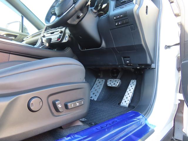 RX RX450hFスポーツ4WD最終 黒革PSRパノラV 4WD最終モデル 黒革パノラマSR パノラミックV BSM カラーHUD AHB 禁煙車 TVジャンパ Dレコーダ AC100W ルーフR PBドア 3眼LED F専用20AW(60枚目)