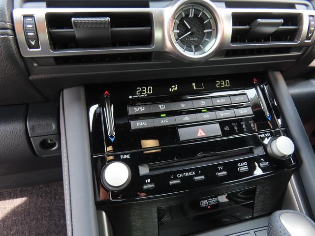 IS IS350FスポーツモードブラックS 黒半革SR マクレビ 特別仕様限定車 黒半革SRベンチ&ヒータS マクレビ パノラV PKSB BSM 禁煙車 TVジャンパ FRDレコーダ 後席SRS スカッフI トルセンLSD 寒冷地 3眼LED 専用マッドB19AW(68枚目)