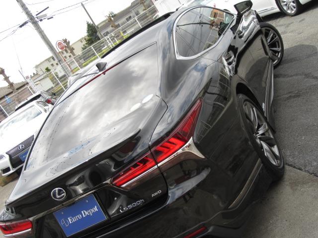 LS500hFスポ4WD1オナ赤革SR Dミラ TRDエアロ 4WD 1オナ 赤革SR 純ナビ地デジ LSS+ パノラミックV BSM Dミラー カラーHUD 禁煙車 TVジャンパ AC1500W 後席H パワトラ TRDエアロ(F・S・R・TR)&4本出マフラ(7枚目)