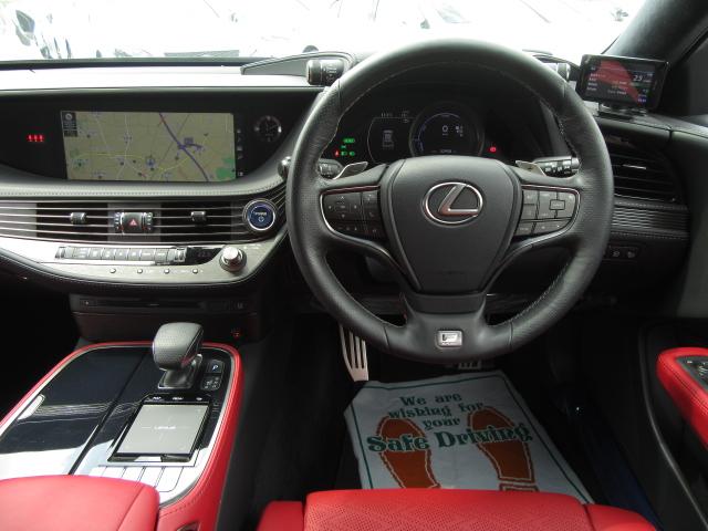 LS500hFスポ4WD1オナ赤革SR Dミラ TRDエアロ 4WD 1オナ 赤革SR 純ナビ地デジ LSS+ パノラミックV BSM Dミラー カラーHUD 禁煙車 TVジャンパ AC1500W 後席H パワトラ TRDエアロ(F・S・R・TR)&4本出マフラ(11枚目)
