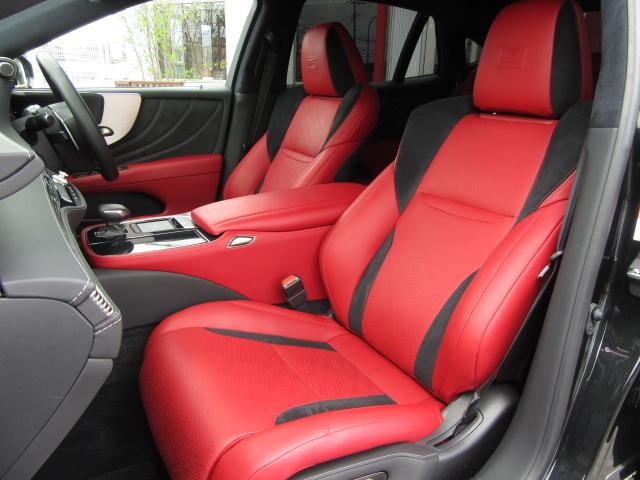 LS500hFスポ4WD1オナ赤革SR Dミラ TRDエアロ 4WD 1オナ 赤革SR 純ナビ地デジ LSS+ パノラミックV BSM Dミラー カラーHUD 禁煙車 TVジャンパ AC1500W 後席H パワトラ TRDエアロ(F・S・R・TR)&4本出マフラ(13枚目)