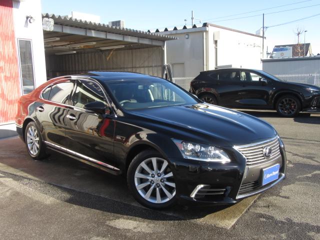 ＬＳ４６０ＶｅｒＣーＩ後期　黒革ＳＲ　ＡＨＳ　３眼ＬＥＤ　後期モデル　黒革ＳＲ　純ワイドナビ　ＡＨＳ　Ｎオットマン　禁煙車　ＴＶジャンパ　縞杢ウッド　Ａクルーズ　ＡＣ１００Ｗ　クリソナ　パワトラ　Ｇスペア　３眼ＬＥＤ　純正１８ＡＷ(29枚目)