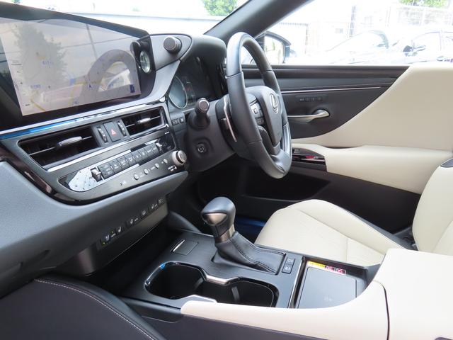 LEXUS ES ES300H VERSION L Best Japan Spec Recon Car for Import Malaysia