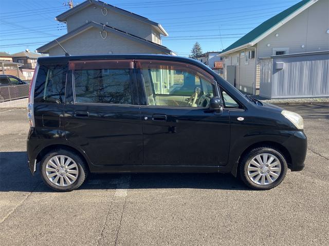 ステラ Ｌ　５速マニュアル　ＣＤオーディオ　キーレス　電動格納ミラー　キセノンライト　ドアバイザー　リアワイパー　ＡＢＳ　ダブルエアバッグ　エアコン　パワステ　パワーウインドウ　ワンオーナー車　純正１４インチＡＷ（12枚目）