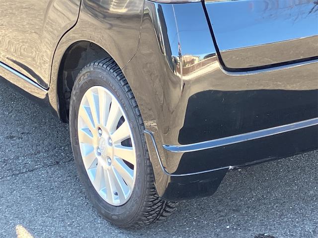 ステラ Ｌ　５速マニュアル　ＣＤオーディオ　キーレス　電動格納ミラー　キセノンライト　ドアバイザー　リアワイパー　ＡＢＳ　ダブルエアバッグ　エアコン　パワステ　パワーウインドウ　ワンオーナー車　純正１４インチＡＷ（17枚目）