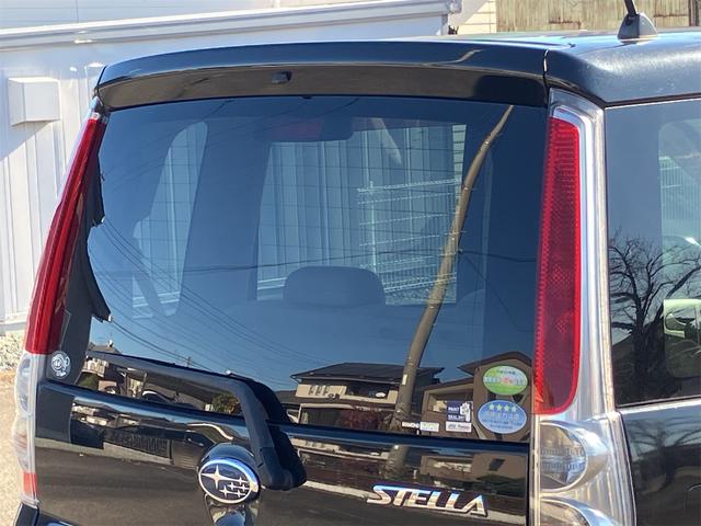 ステラ Ｌ　５速マニュアル　ＣＤオーディオ　キーレス　電動格納ミラー　キセノンライト　ドアバイザー　リアワイパー　ＡＢＳ　ダブルエアバッグ　エアコン　パワステ　パワーウインドウ　ワンオーナー車　純正１４インチＡＷ（22枚目）