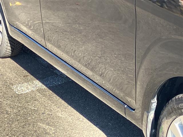 ステラ Ｌ　５速マニュアル　ＣＤオーディオ　キーレス　電動格納ミラー　キセノンライト　ドアバイザー　リアワイパー　ＡＢＳ　ダブルエアバッグ　エアコン　パワステ　パワーウインドウ　ワンオーナー車　純正１４インチＡＷ（25枚目）