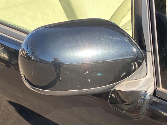 ステラ Ｌ　５速マニュアル　ＣＤオーディオ　キーレス　電動格納ミラー　キセノンライト　ドアバイザー　リアワイパー　ＡＢＳ　ダブルエアバッグ　エアコン　パワステ　パワーウインドウ　ワンオーナー車　純正１４インチＡＷ（28枚目）