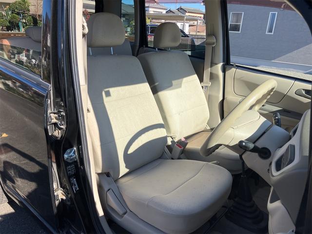 ステラ Ｌ　５速マニュアル　ＣＤオーディオ　キーレス　電動格納ミラー　キセノンライト　ドアバイザー　リアワイパー　ＡＢＳ　ダブルエアバッグ　エアコン　パワステ　パワーウインドウ　ワンオーナー車　純正１４インチＡＷ（40枚目）