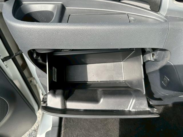 スペーシア  両側パワースライドドア・バックカメラ・シートヒーター・アイドリングストップ・プッシュスタート・ステアリングスイッチ(42枚目)