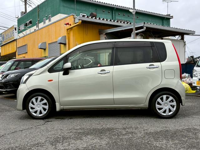 ステラ 電動格納ミラー・衝突軽減ブレーキ・アイドリングストップ(9枚目)