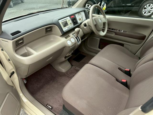 ライフ 電動格納ミラー・オートエアコン・バックカメラ(40枚目)