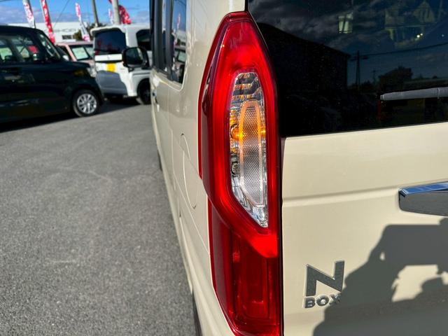 Ｎ－ＢＯＸ 　ステアリングスイッチ・プッシュスタート・両側パワースライドドア・コーナーセンサー・衝突軽減ブレーキ・バックカメラ・電動格納ドアミラー・オートエアコン・ＴＶ（56枚目）