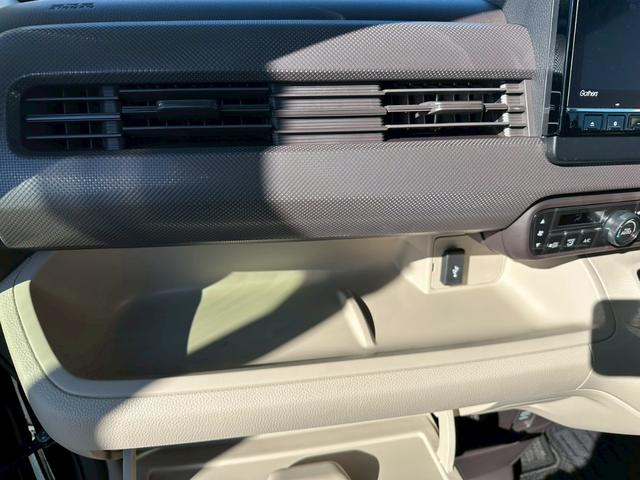 Ｎ－ＢＯＸ 　プッシュスタート・ＥＴＣ・ステアリングスイッチ・衝突軽減ブレーキ・バックカメラ・電動格納ドアミラー・オートエアコン（50枚目）