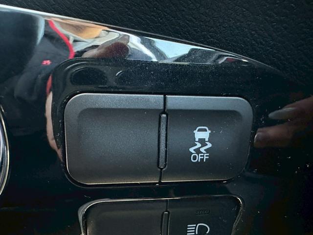 プリウス 　オート格納ドアミラー・オートエアコン・ステアリングスイッチ・純正ナビ・ＴＶ・Ｂｌｕｅｔｏｏｔｈ・ＣＤ・パワースイッチ・ＥＴＣ・バックカメラ・衝突軽減ブレーキ（34枚目）