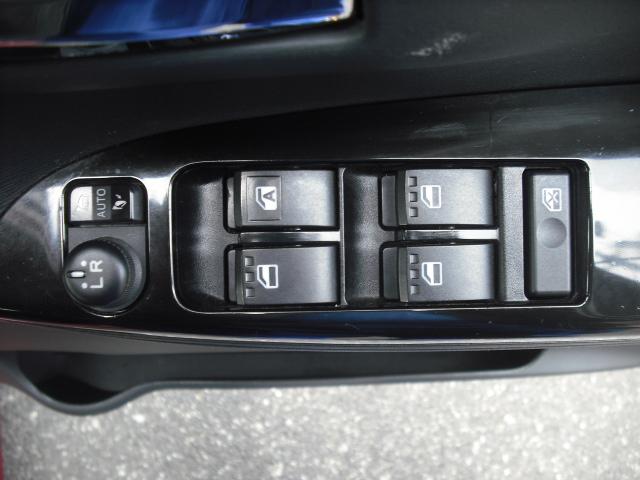 タント カスタムX トップエディションSAII プッシュスタート スマートアシストII 純正8インチナビ Bカメラ フルセグTV 左側パワースライド ETC HID 純正14インチAW Bluetooth接続 DVD再生 電格ミラー 車検9年10月(26枚目)