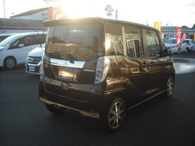 ｅＫスペースカスタム カスタムＴ　セーフティパッケージ　プッシュスタート　ｅ－アシスト　純正ナビ　フルセグＴＶ　アラウンドビューモニター　両側パワースライド　クルーズコントロール　オートＨｉビーム　Ｂｌｕｅｔｏｏｔｈ接続　ＤＶＤ再生　ＥＴＣ　前ドラレコ（6枚目）